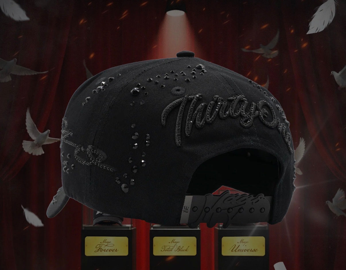 Mago Total Black 31 hats