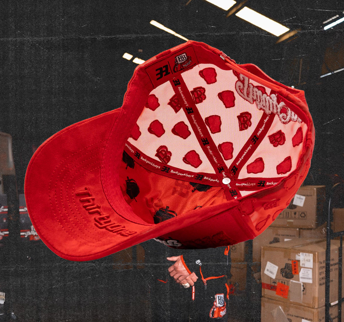 LA MOCHILA 31 Hats